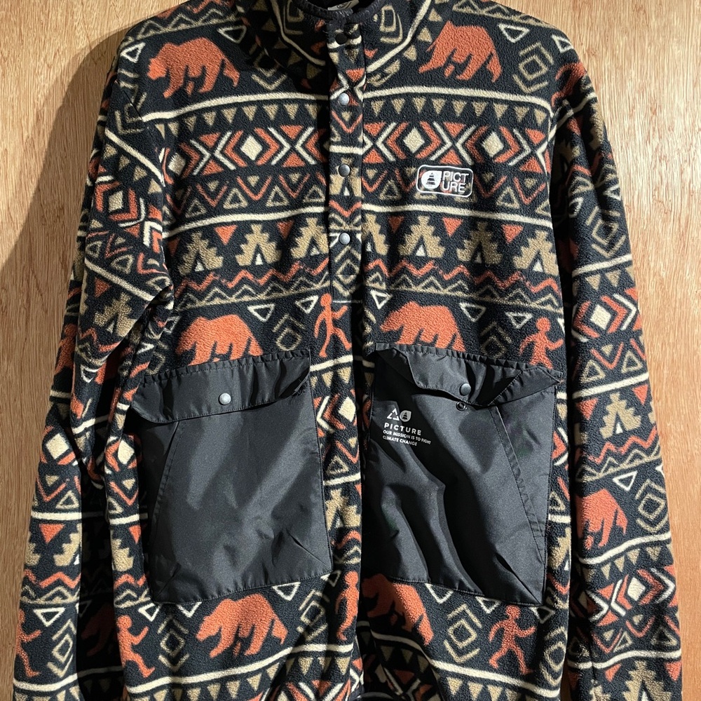 Picture Men's Black and Orange fleece button up